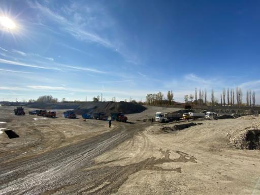 عکس معدن نمونه سازان آفتاب