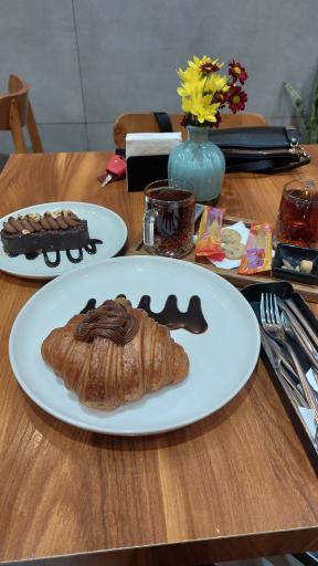 عکس کافه رآی شعبه هاشمیه