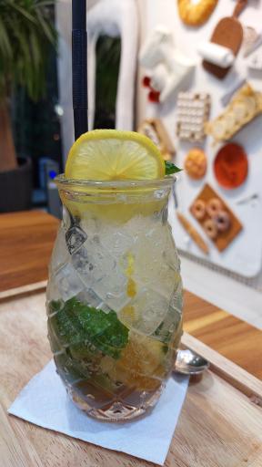 کافه رآی (فلور سابق) شعبه هاشمیه