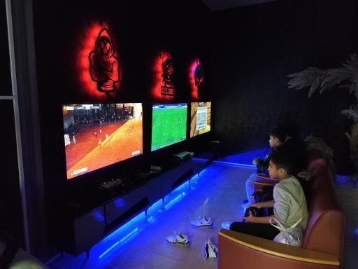 عکس کافه هنر رسام