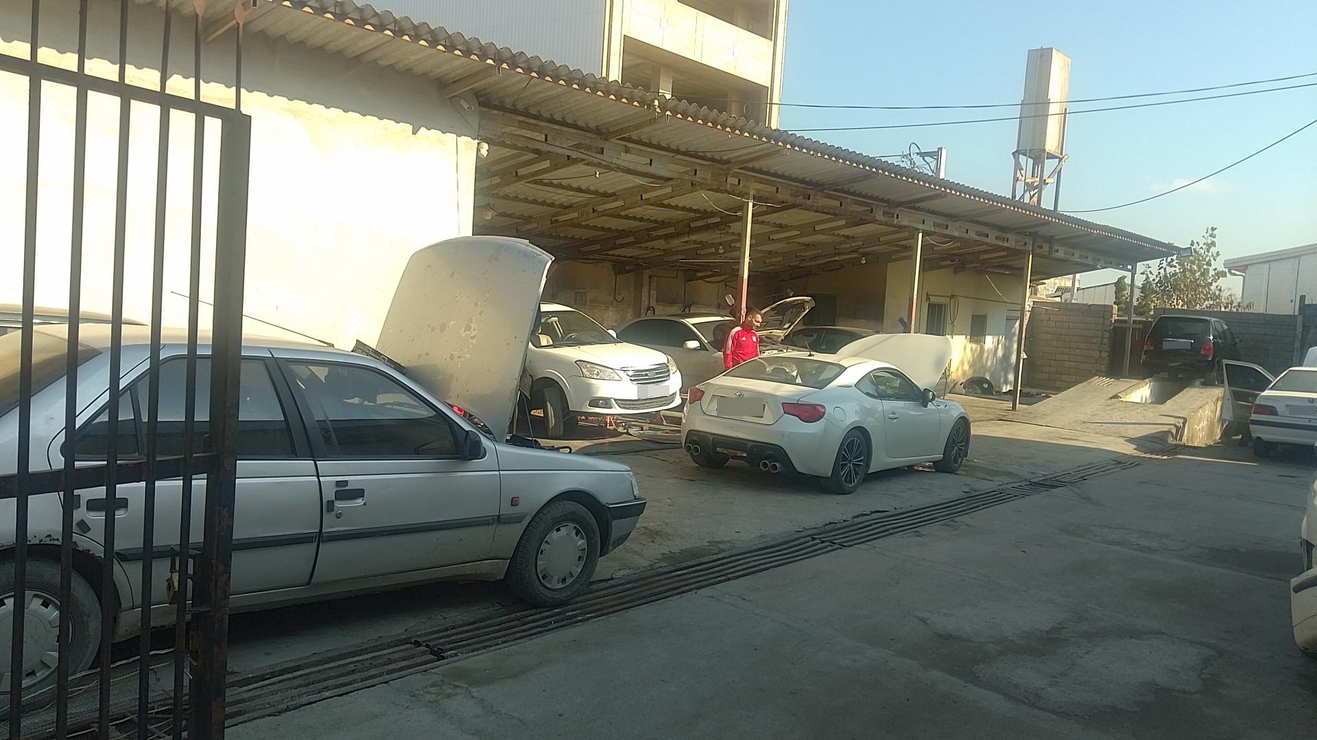 عکس کلینیک تخصصی هیوندای و کیا آشوری