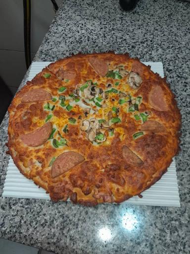 عکس پیتزا و کافی شاپ کاج