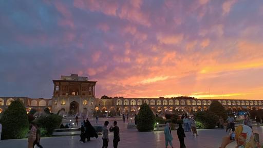 عکس بازار سنتی میدان نقش جهان