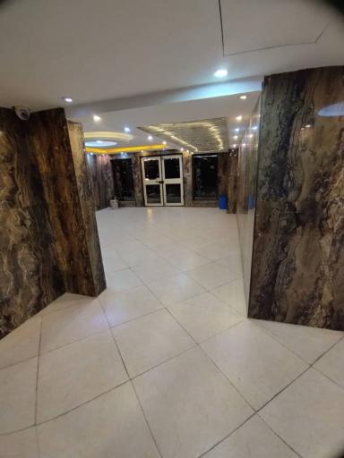 عکس نارون یکم