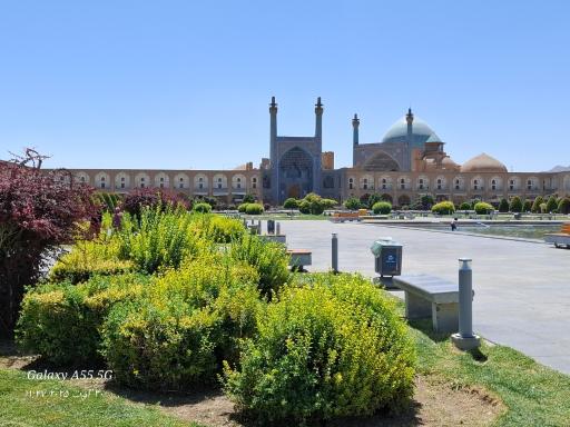 عکس بازار سنتی میدان نقش جهان