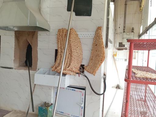 عکس نانوایی سنگک آریایی