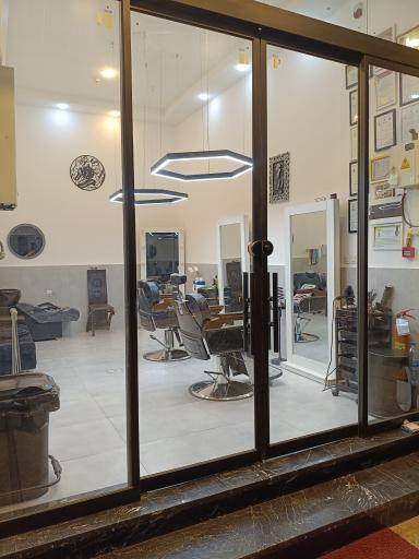 عکس آرایشگاه مردانه کوروش vip