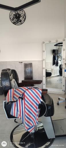 عکس آرایشگاه مردانه کوروش vip