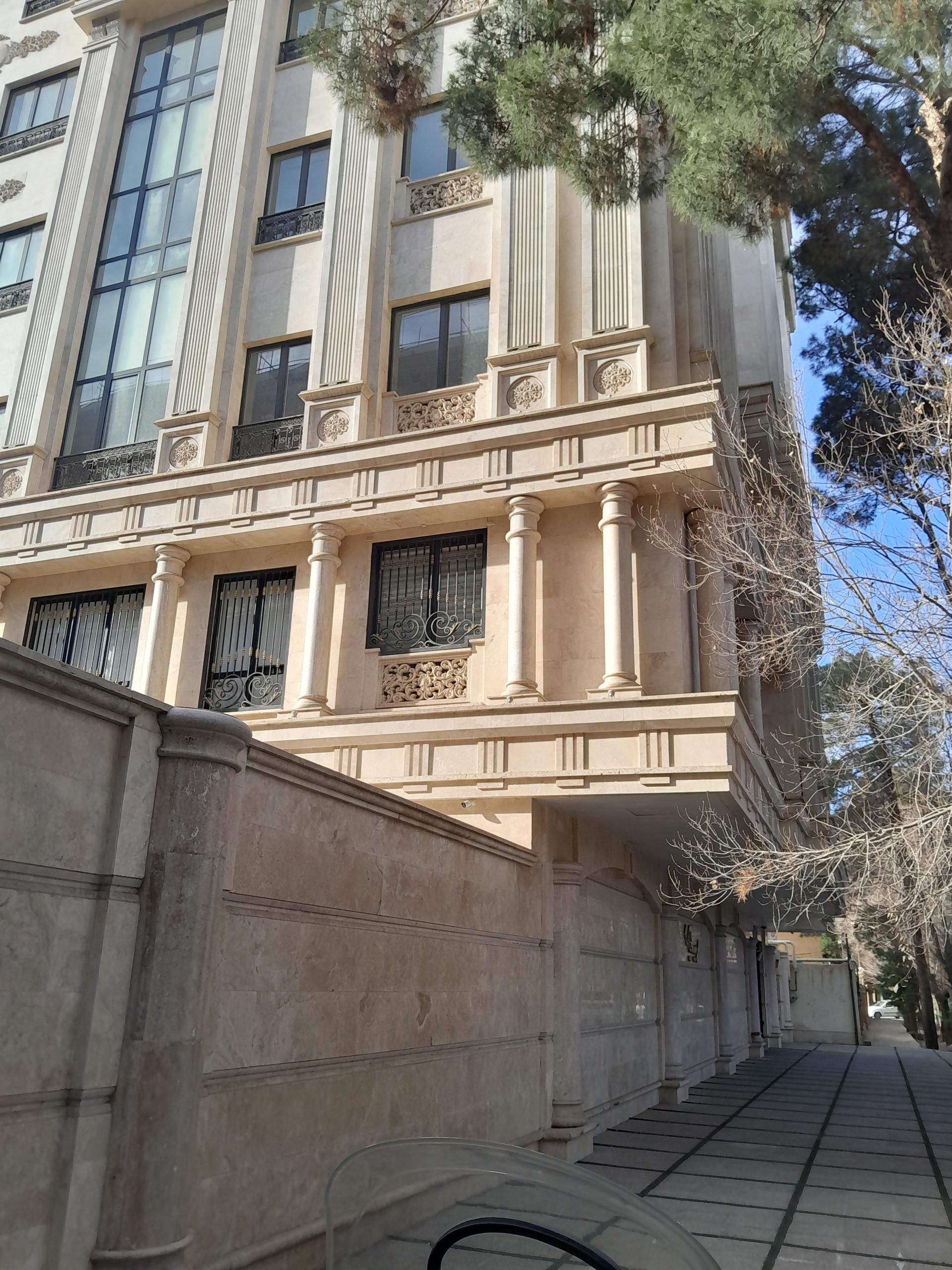 عکس مجتمع مسکونی اسپیناس