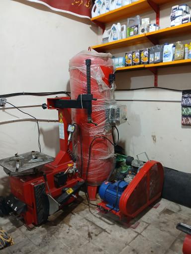 عکس پنچرگیری  سنگین و سبک تخت سلیمان