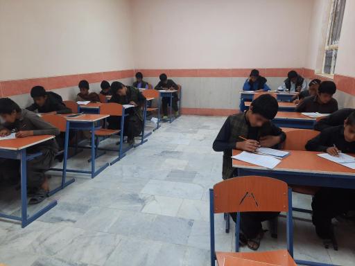 عکس متوسطه دوره اول اديب