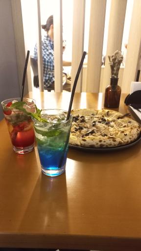 عکس کافه چار