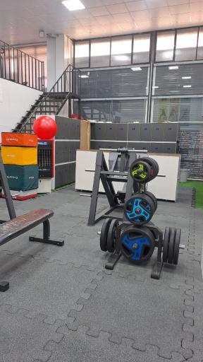 عکس باشگاه ورزشی اولترا