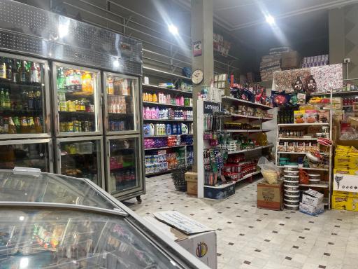 فروشگاه مواد غذایی آرزومند