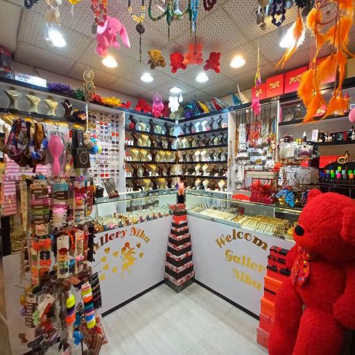 عکس گالری نیکا