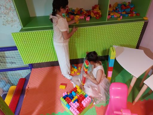 عکس خانه بازی کودک نارمیلا