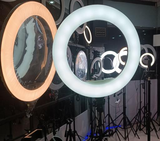 عکس فروشگاه رینگ لایت میکروفن لایت لند