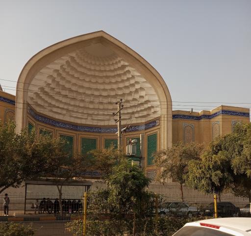 عکس دبیرستان دخترانه علوم اسلامی شهید مطهری