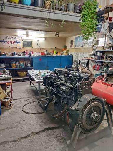 عکس تعمیرگاه ماشین سنگین