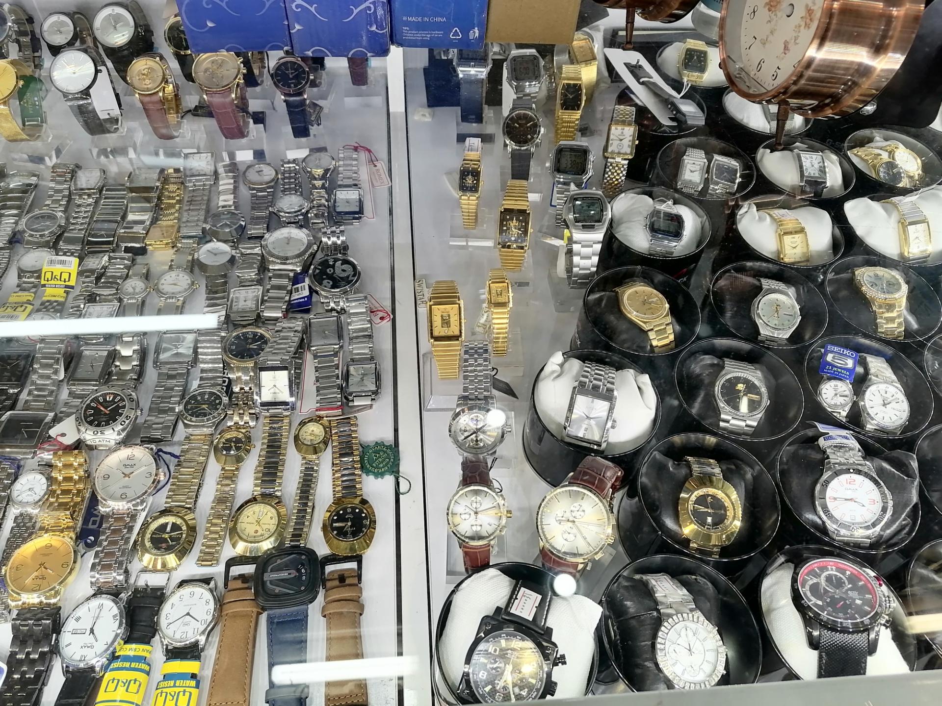 عکس گالری ساعت کرمانشاهی