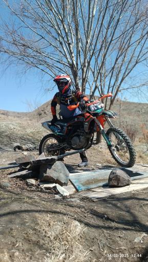 عکس چشمه پونه