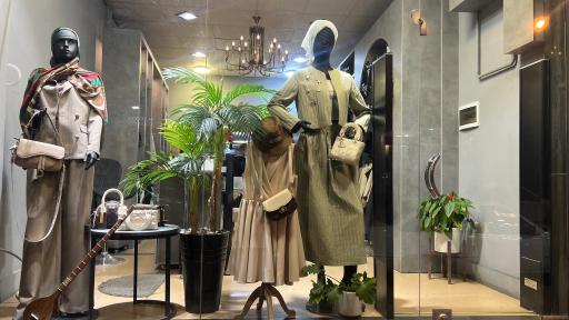 عکس بوتیک کافه مد