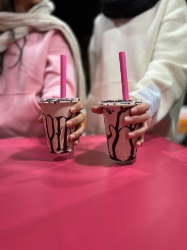 عکس کافه صورتی