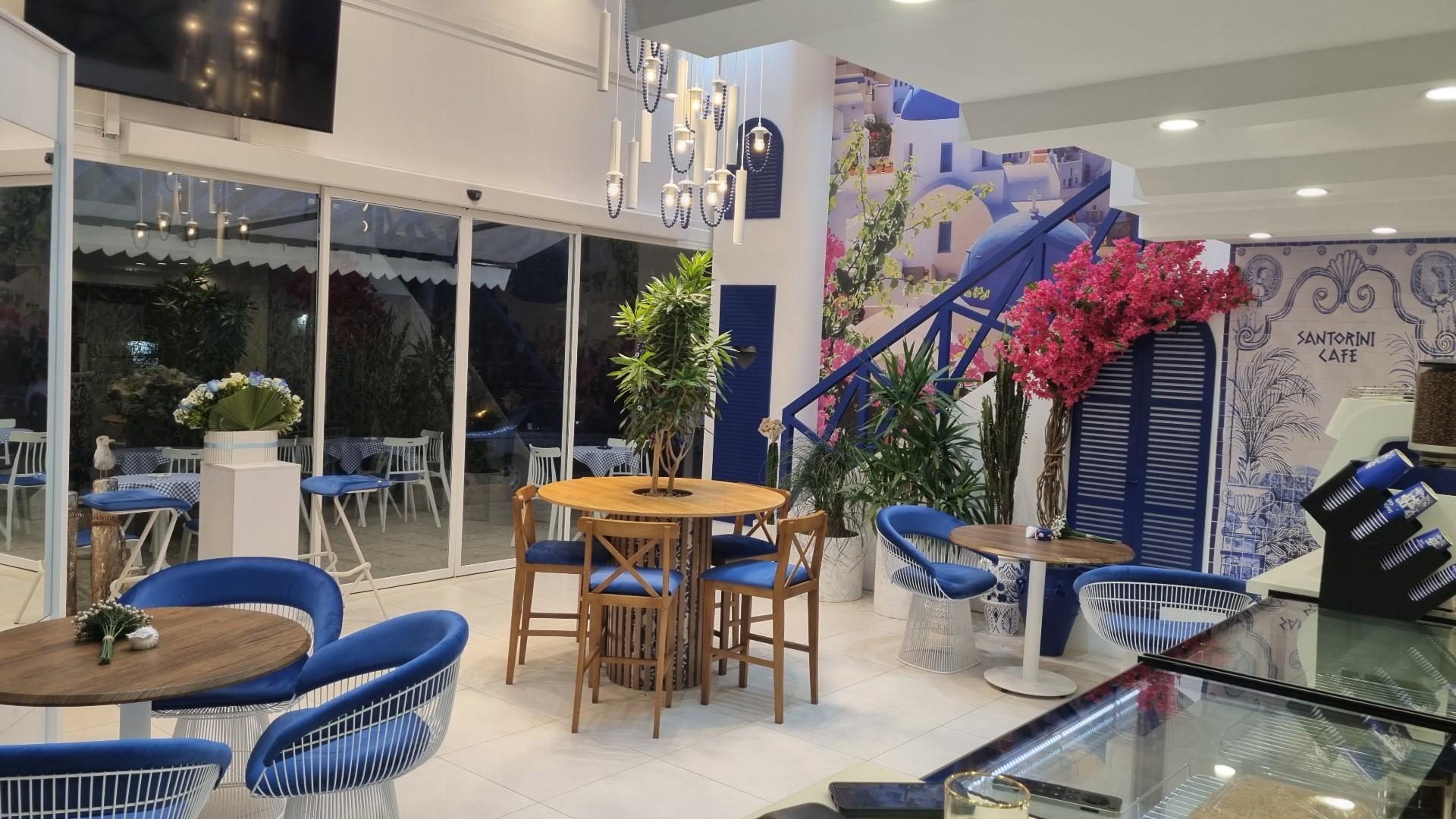 عکس کافه سنتورینی