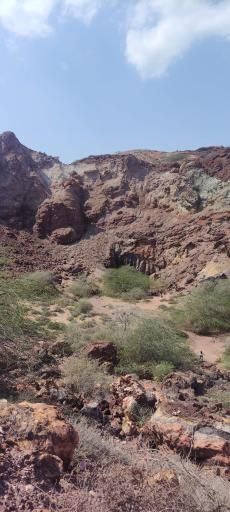 عکس غار رنگین کمان