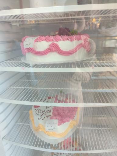 عکس قنادی شیرین عسل 