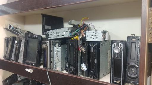 عکس تعمیرگاه و فروشگاه ضبط و باند بهزاد