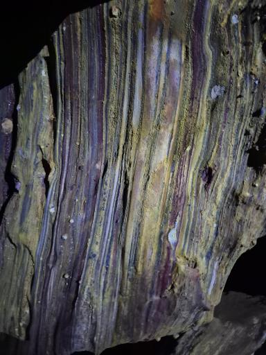 عکس غار رنگین کمان