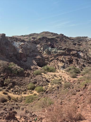 عکس غار رنگین کمان