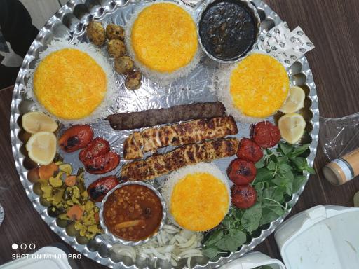 عکس سفره خانه باغ سلطان