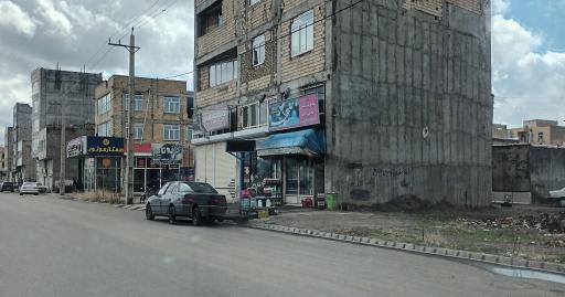 عکس سوپر مارکت ولبنیاتی کاظم زاده