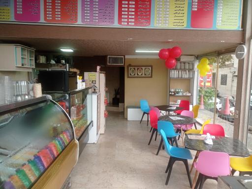 عکس آبمیوه بستنی و کافه ارس