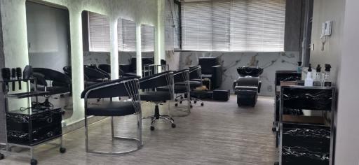 عکس سالن زیبایی کاویانی