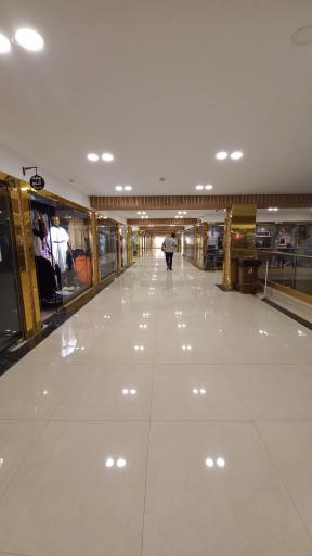 عکس مجتمع تجاری اطلس