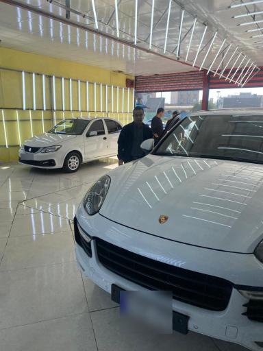 عکس تشخیص رنگ خودرو  الهایی