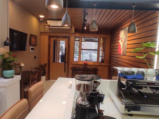 عکس کافه لاله زار