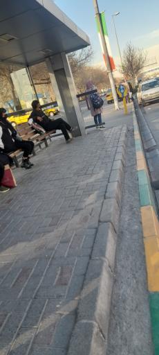 عکس ایستگاه اتوبوس میدان آزادی
