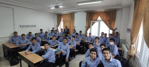 عکس دبیرستان غیرانتفاعی پسرانه غدیر