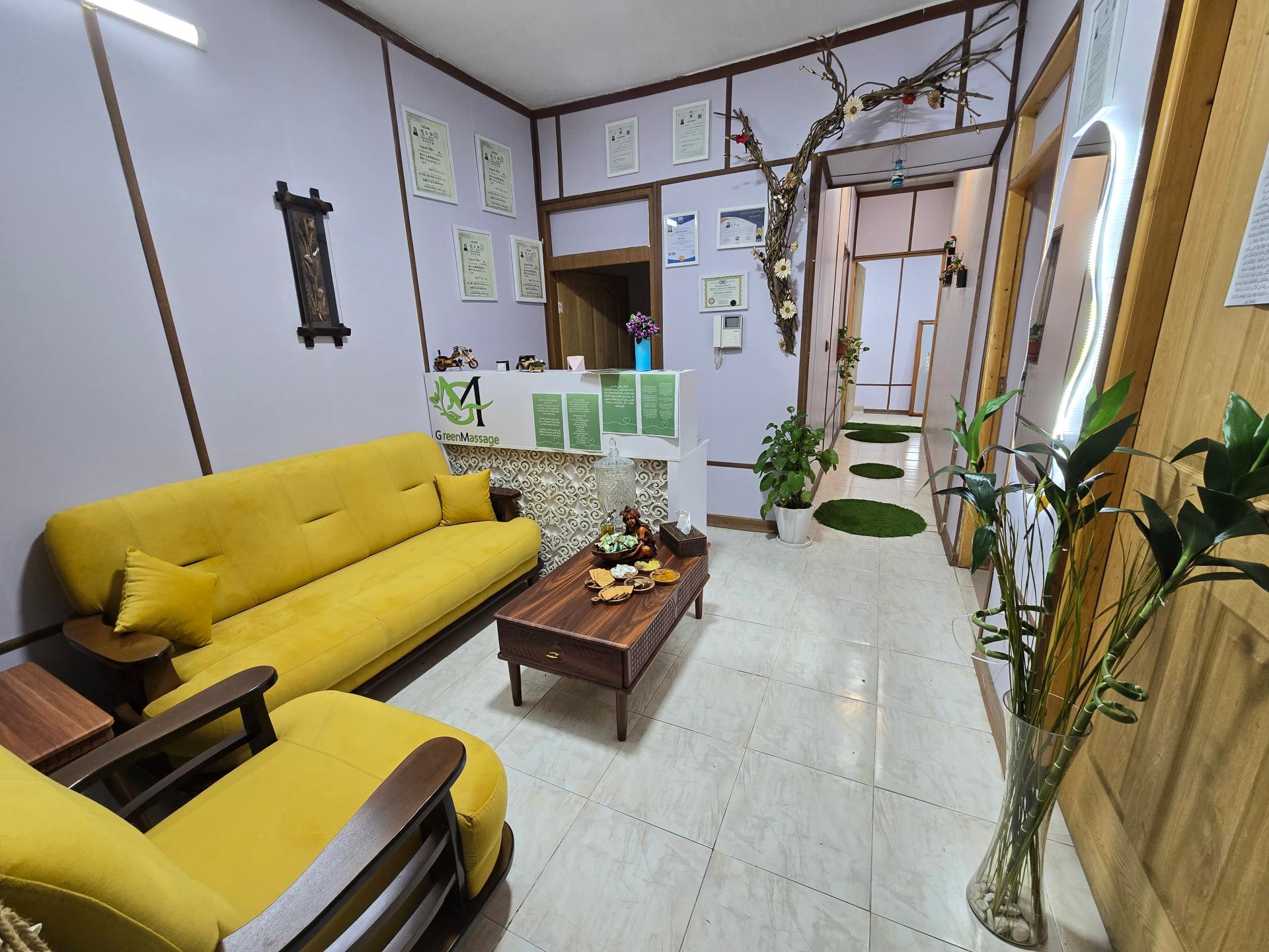 عکس کلینیک تخصصی ماساژ ریحانه افقری