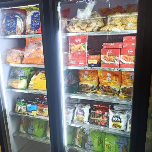 عکس ساندویچ سرد و سالاد بار مرکز پروتئین