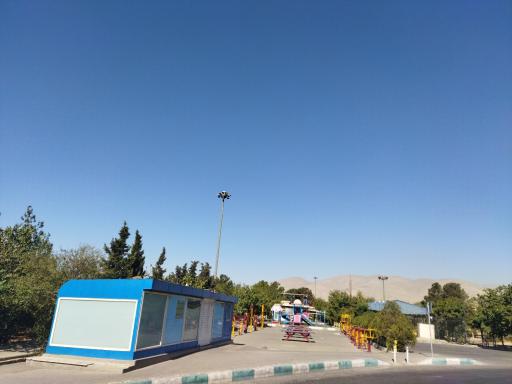 عکس ترامپولین الهام