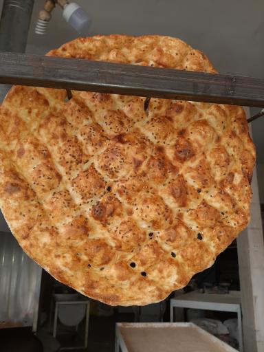 عکس نانوایی تافتون و سنگک