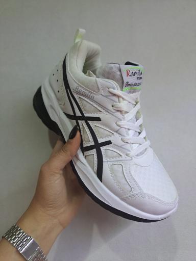 عکس فروشگاه کتونی  کتونیک