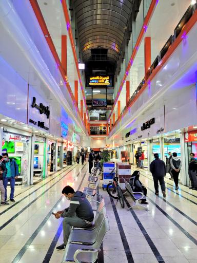 عکس مرکز تعمیرات تخصصی موبایل آرش