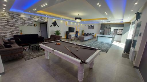 عکس عمارت آفتاب