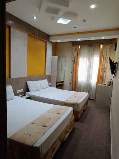 عکس هتل تاج